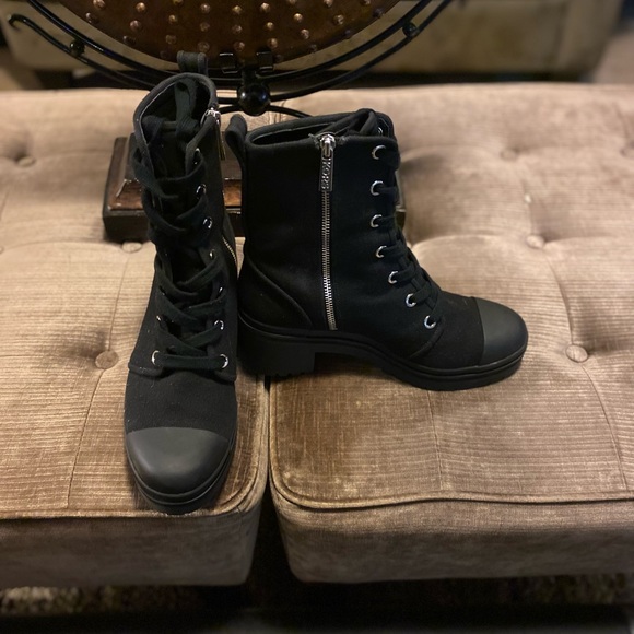 Check out this Corey combat boot by Michael. - Picture 2 of 8